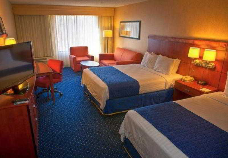 Courtyard Memphis Germantown Hotel Стая снимка