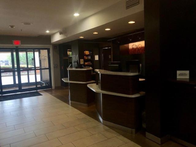 Courtyard Memphis Germantown Hotel Екстериор снимка