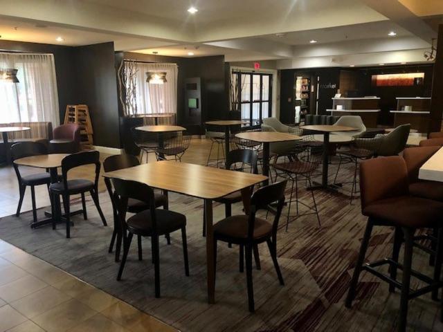 Courtyard Memphis Germantown Hotel Екстериор снимка